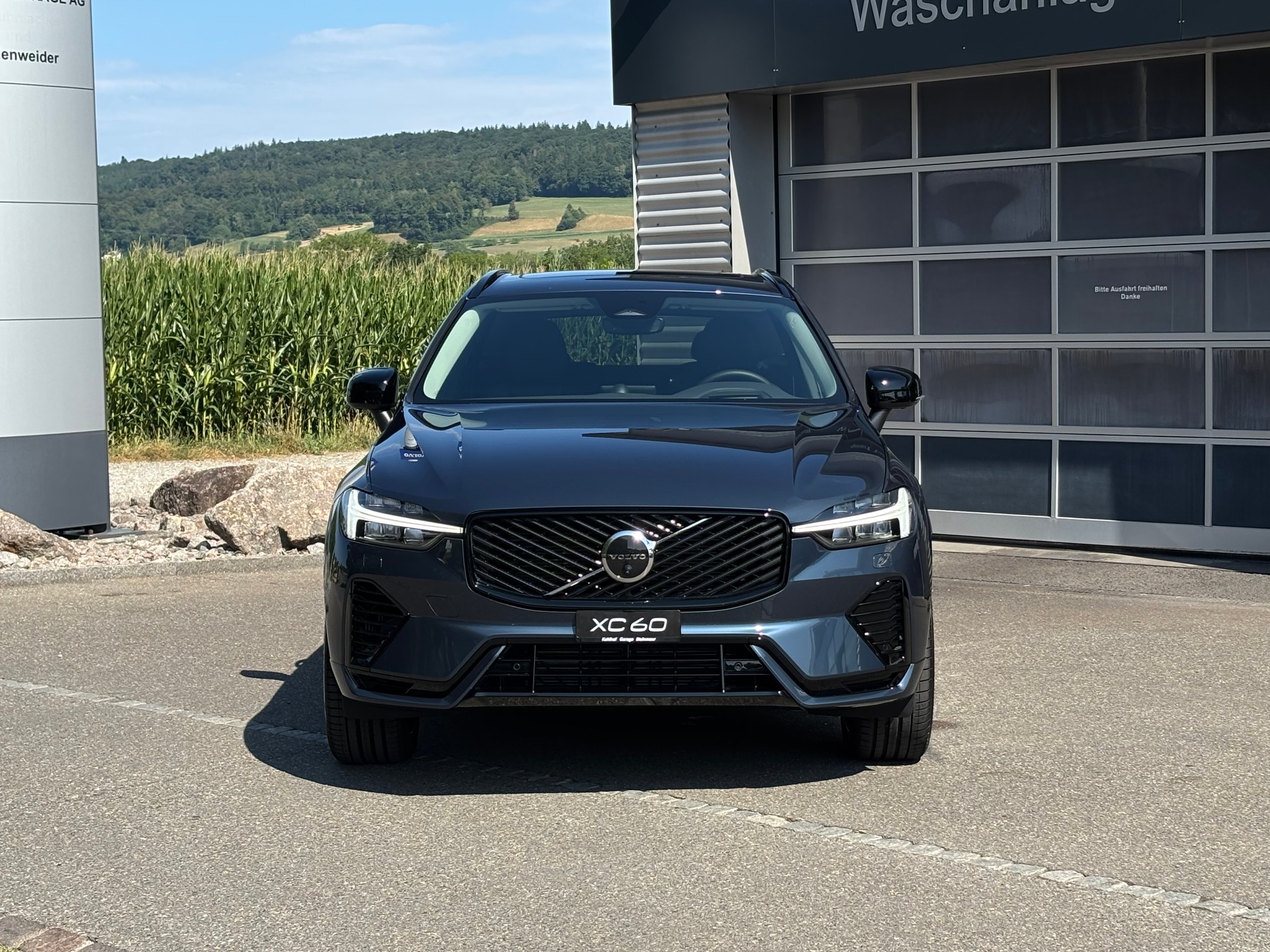 VOLVO XC60 2.0 T8 TE Ultra Dark eAWD-image-7