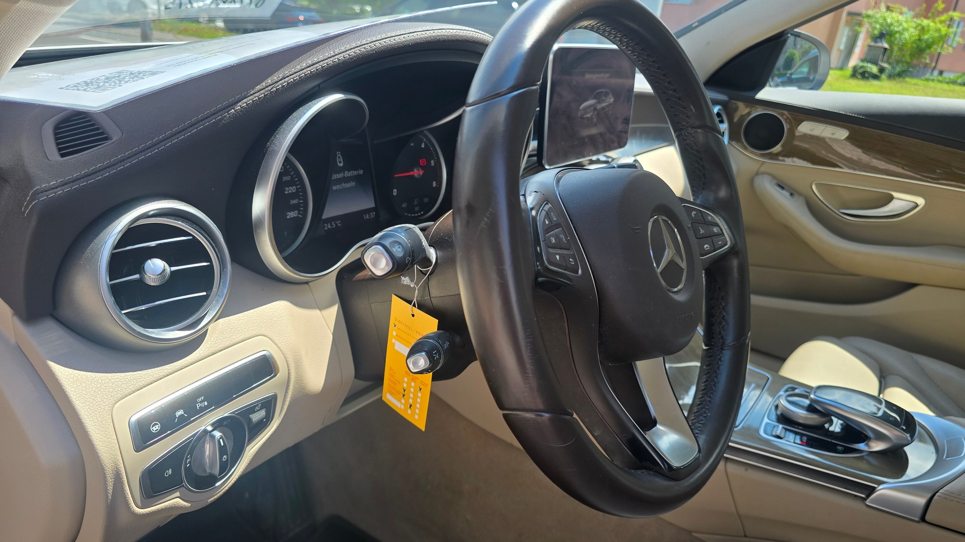MERCEDES-BENZ C 250 BlueTEC Exclusive 4Matic 7G-Tronic-image-12