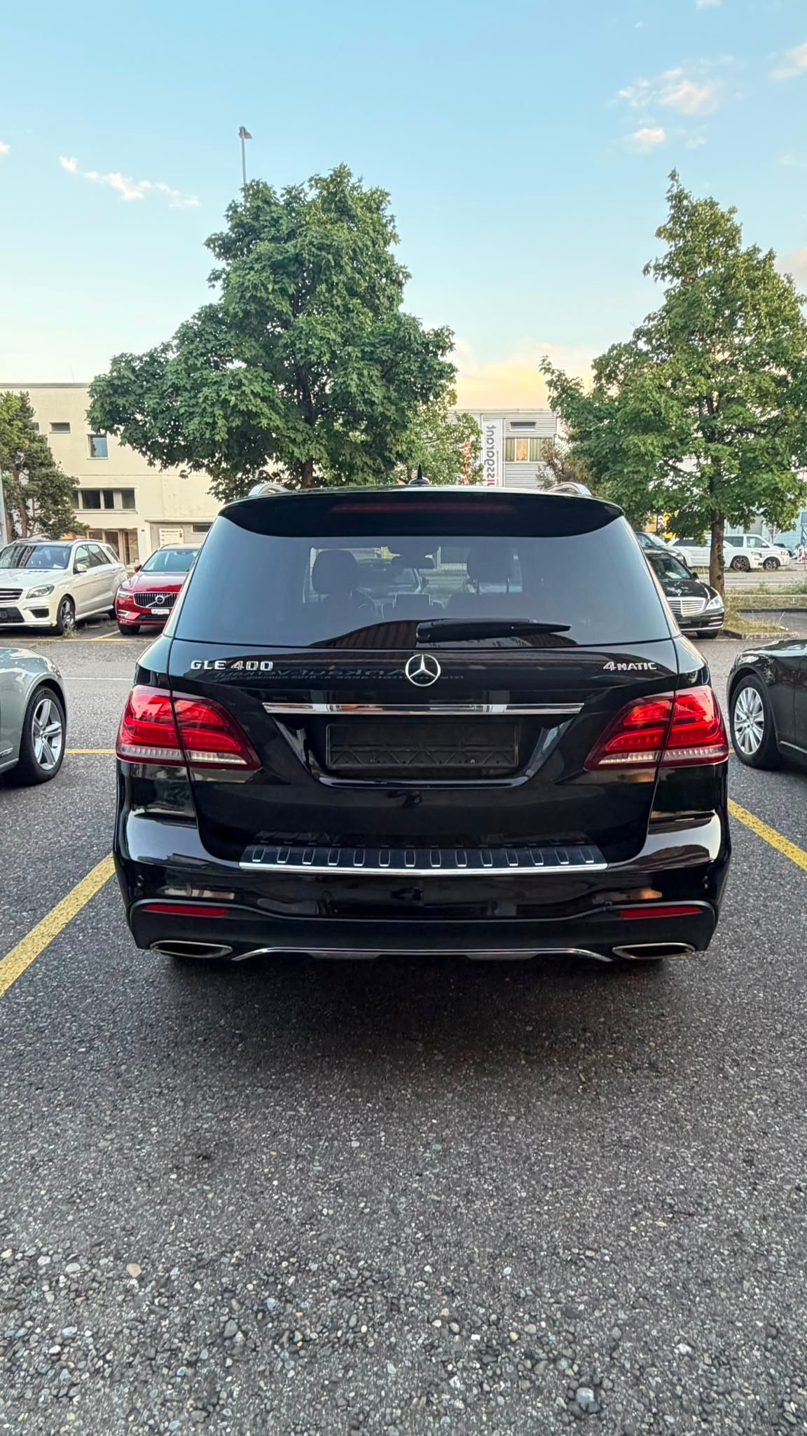 MERCEDES-BENZ GLE 400 Executive 4Matic 7G-Tronic-image-3