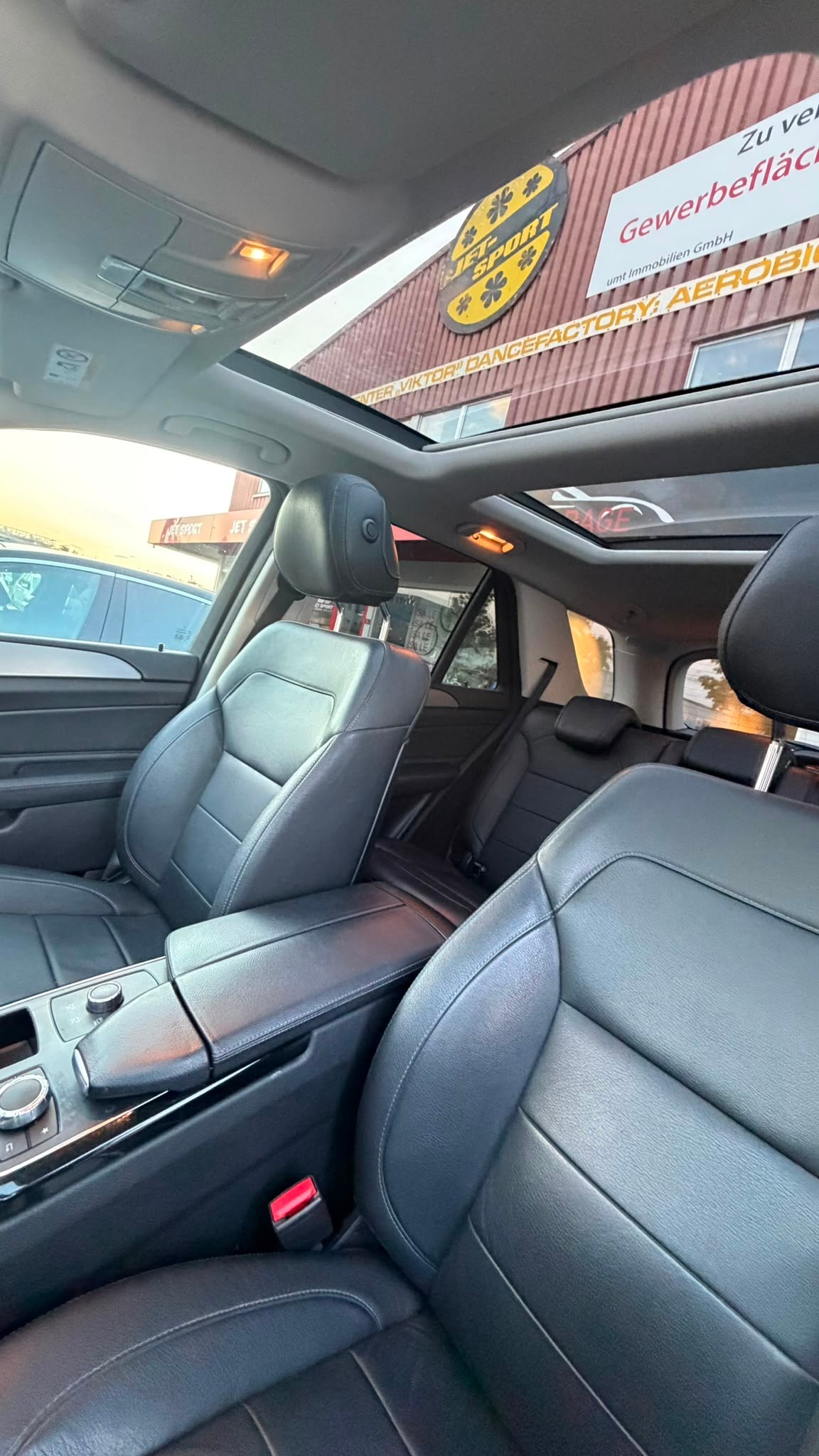 MERCEDES-BENZ GLE 400 Executive 4Matic 7G-Tronic-image-7