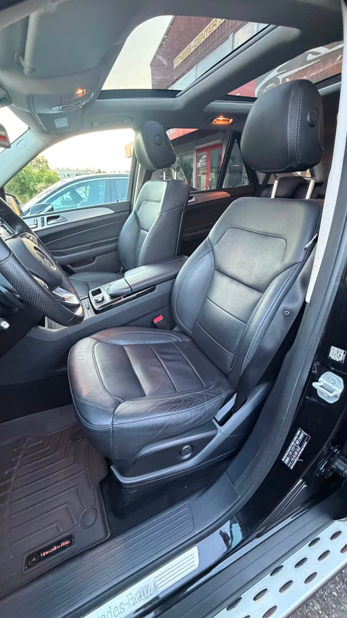 MERCEDES-BENZ GLE 400 Executive 4Matic 7G-Tronic-image-10