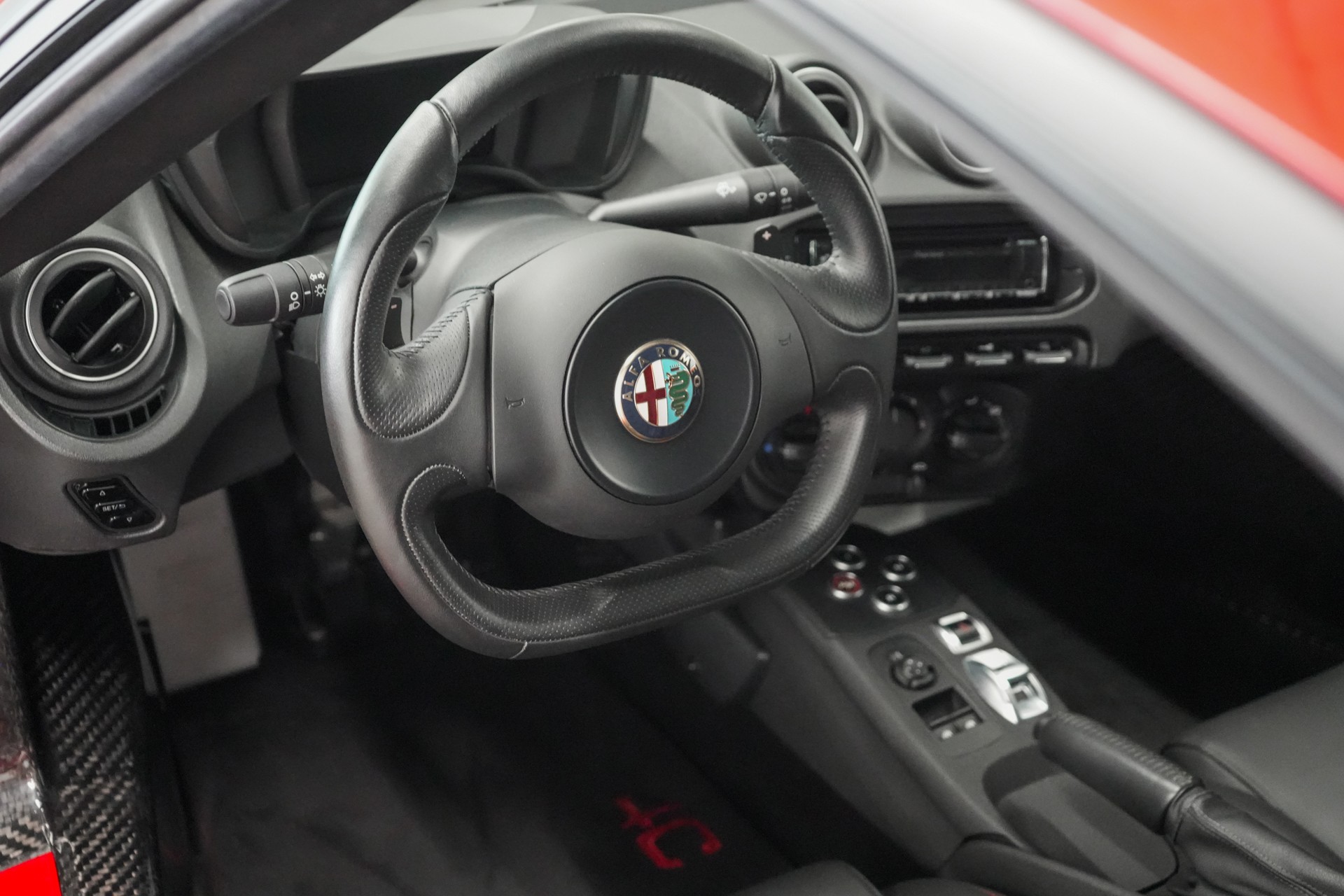 ALFA ROMEO 4C 1750 TBi TCT-image-12