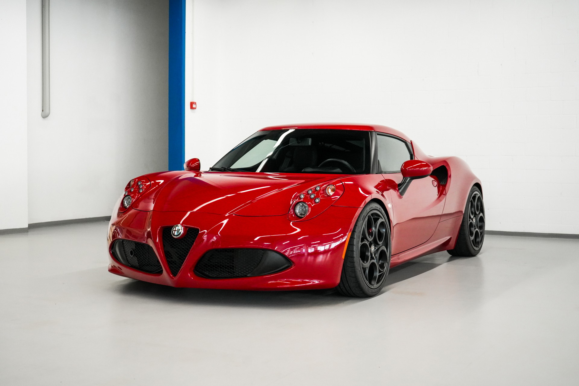 ALFA ROMEO 4C 1750 TBi TCT-showroom-element-1