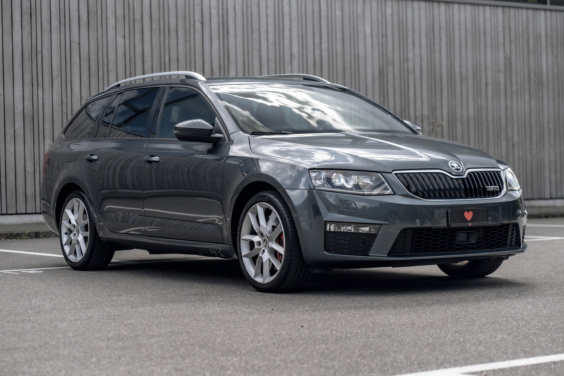SKODA Octavia Combi 2.0 TDI RS DSG * FRISCH AB MFK * WP & ZAHNRIEMEN ERSETZT * TOP GEPFLEGTES FAHRZEUG *-image-2
