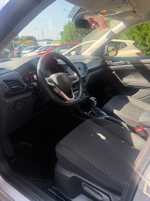 VW T-Cross 1.0 TSI Life DSG-image-9