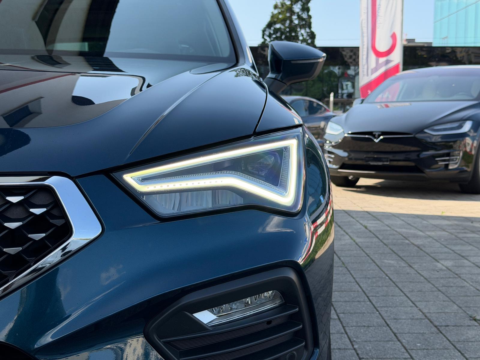SEAT Ateca 2.0 TDI CR Xperience DSG *Panoramadach* *Assistenzpaket*-image-5