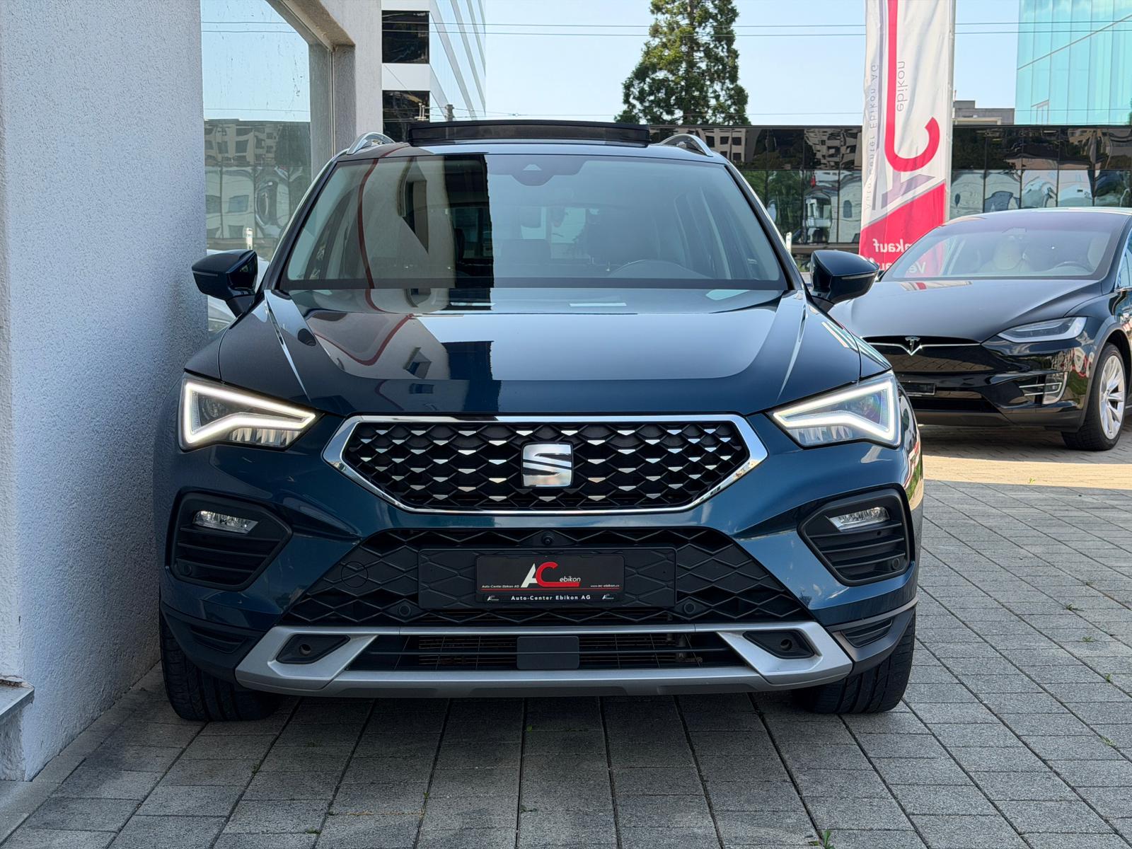 SEAT Ateca 2.0 TDI CR Xperience DSG *Panoramadach* *Assistenzpaket*-image-3