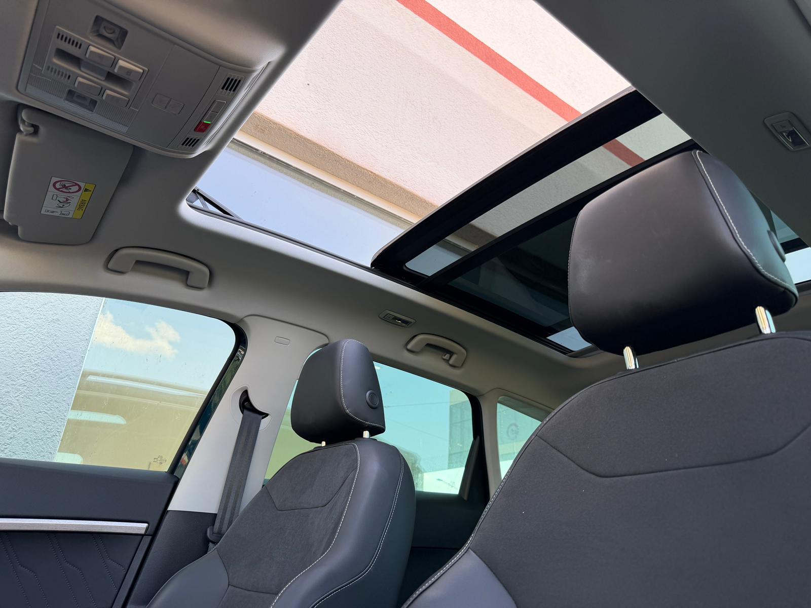 SEAT Ateca 2.0 TDI CR Xperience DSG *Panoramadach* *Assistenzpaket*-image-10
