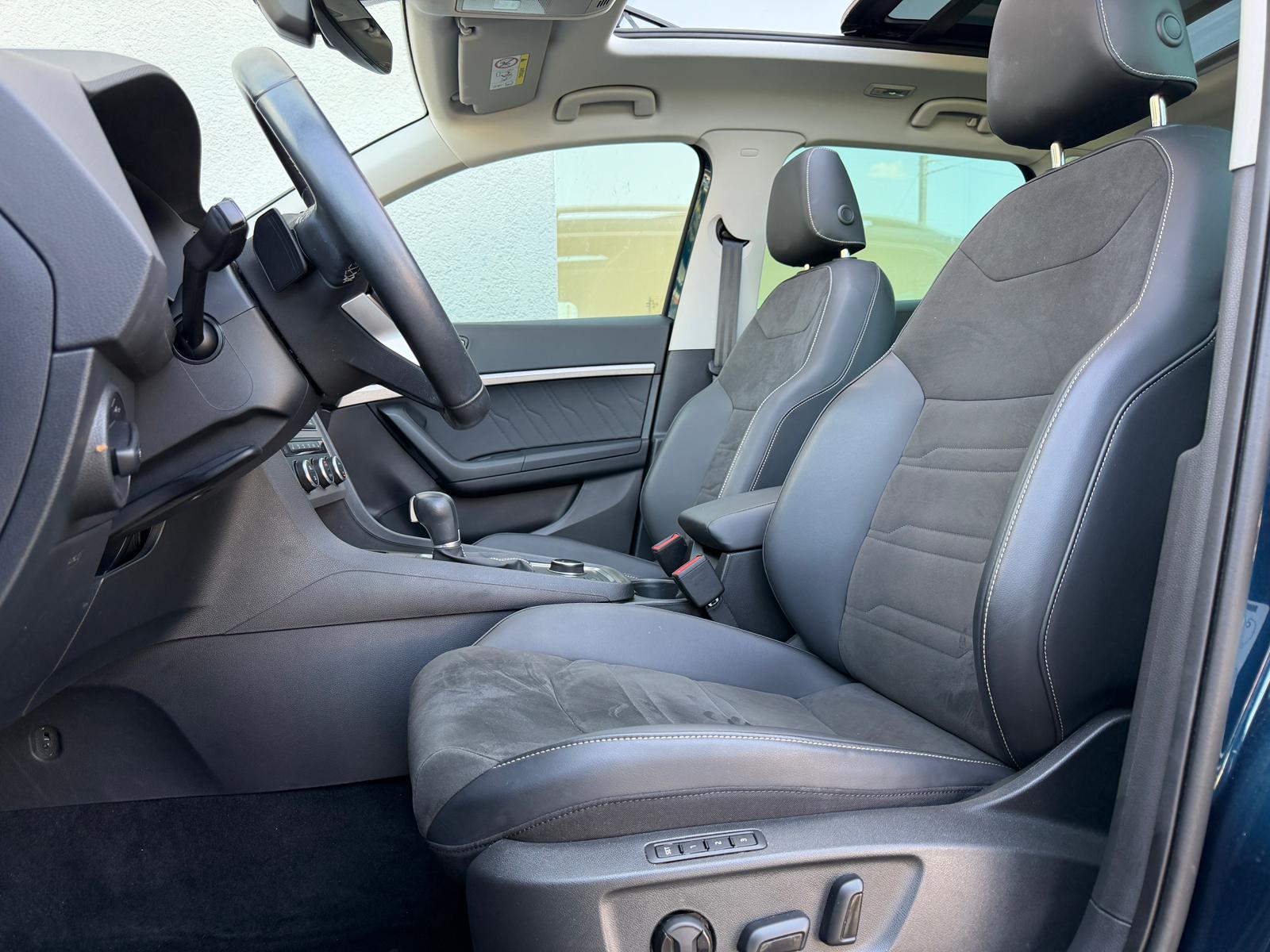 SEAT Ateca 2.0 TDI CR Xperience DSG *Panoramadach* *Assistenzpaket*-image-9