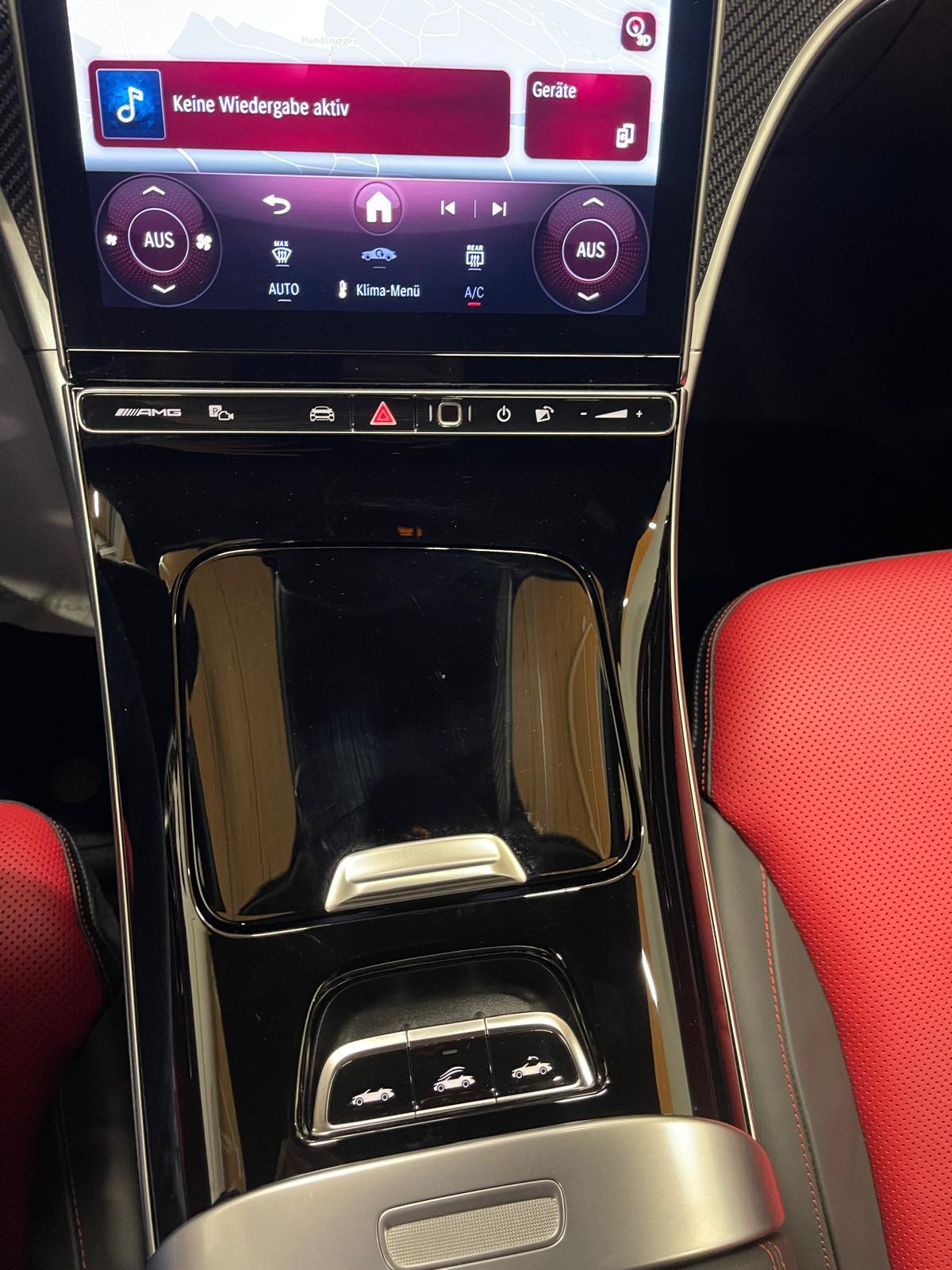 MERCEDES-BENZ CLE 53 AMG 4matic+ Cabriolet-image-27