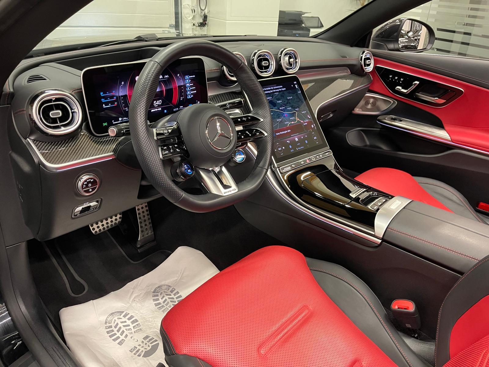 MERCEDES-BENZ CLE 53 AMG 4matic+ Cabriolet-image-12