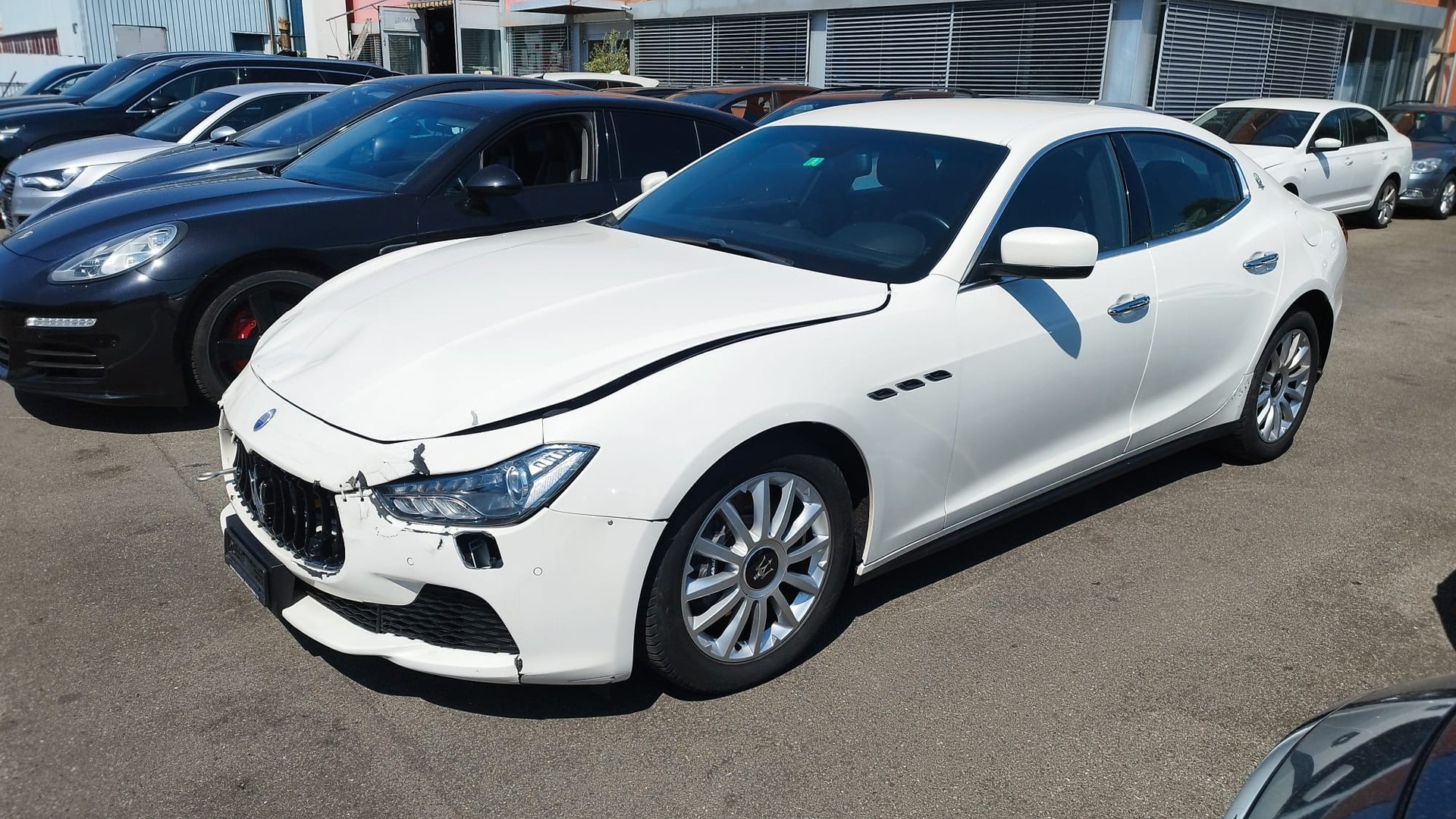MASERATI Ghibli D 3.0 V6 Automatica-image-0