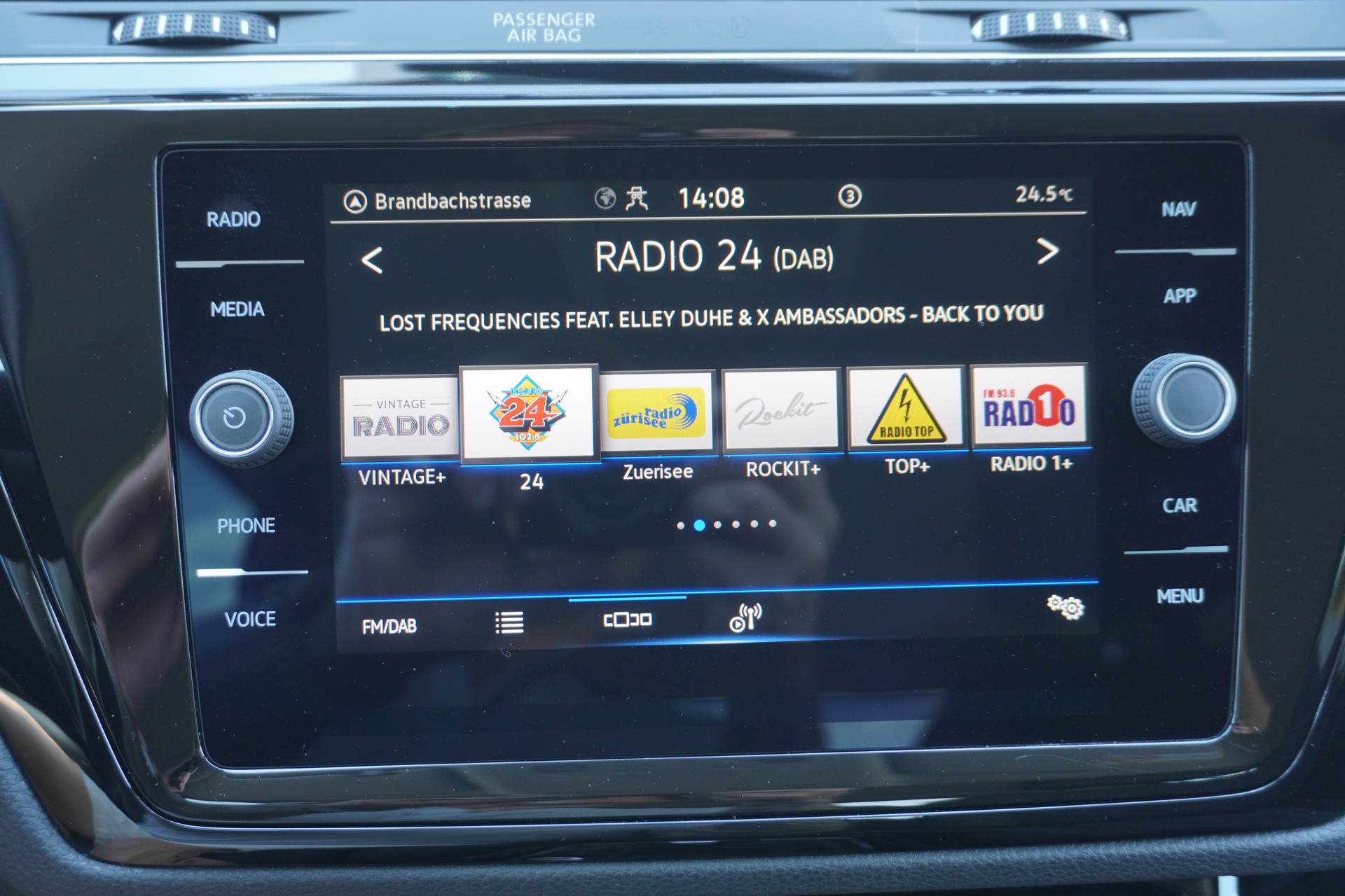 VW Touran 1.5 TSI EVO Highline DSG 7-PLÄTZER R-LINE!!!-image-21