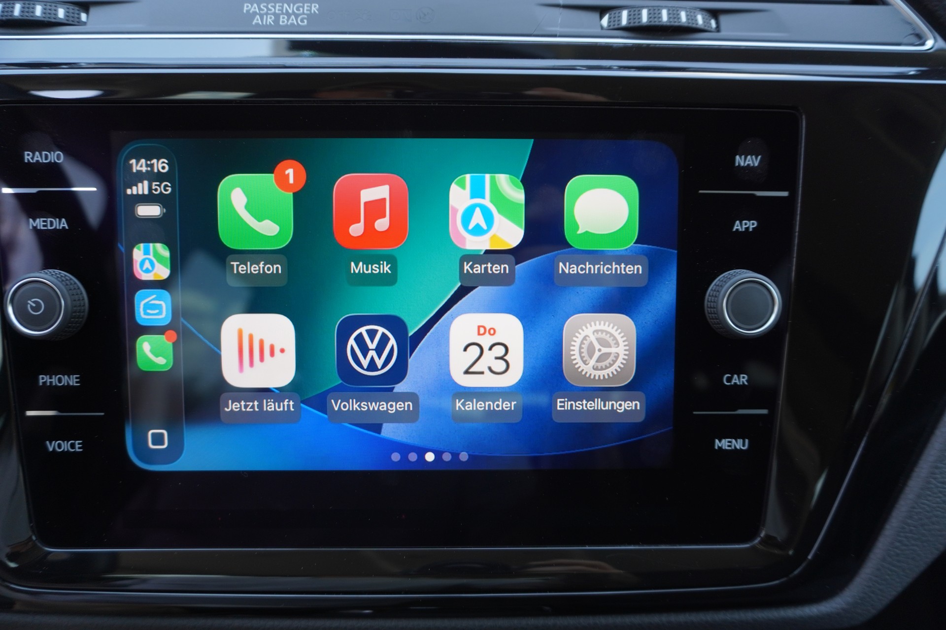 VW Touran 1.5 TSI EVO Highline DSG 7-PLÄTZER R-LINE!!!-image-32