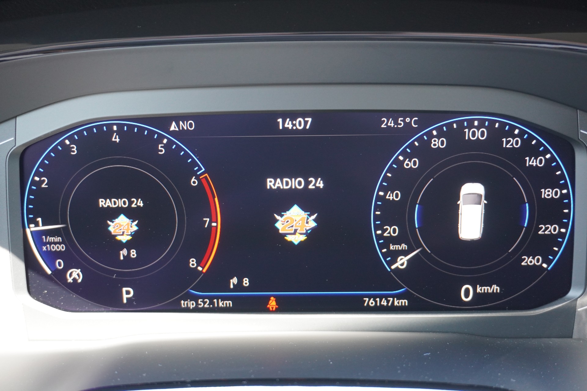VW Touran 1.5 TSI EVO Highline DSG 7-PLÄTZER R-LINE!!!-image-18