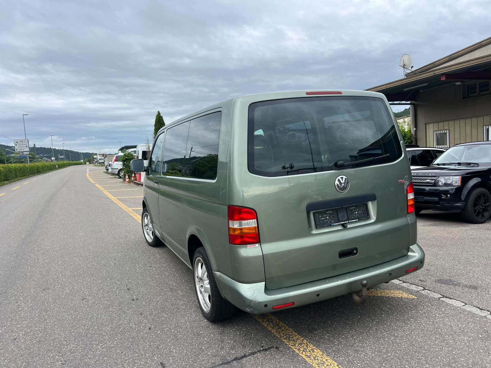 VW T5 Caravelle Trend 2.5 TDI PD-image-2