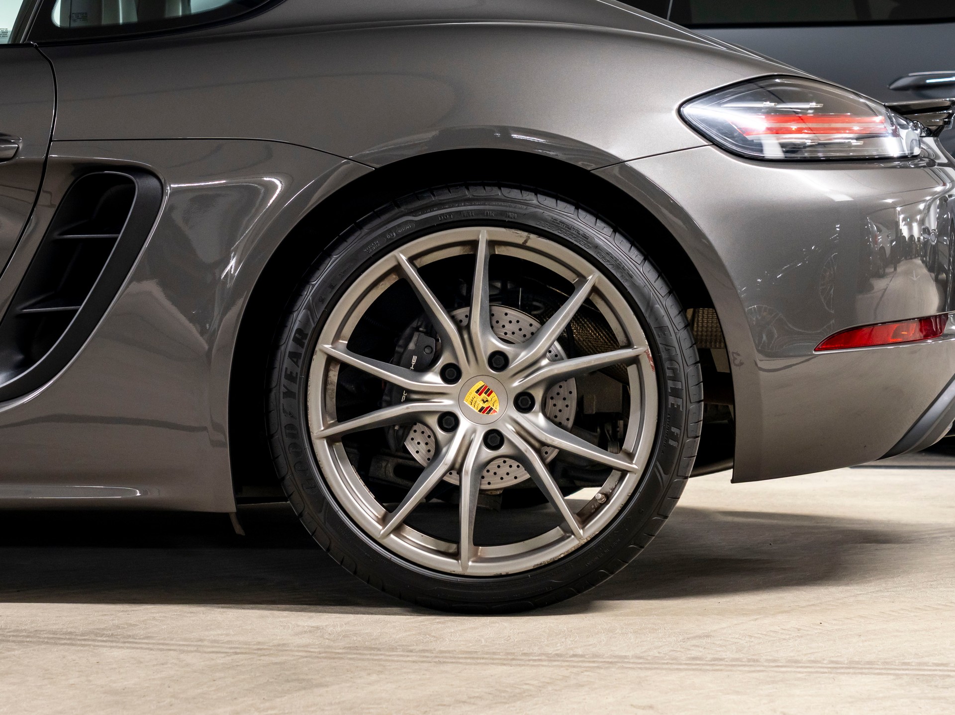 PORSCHE 718 Cayman 2.0 PDK-image-8