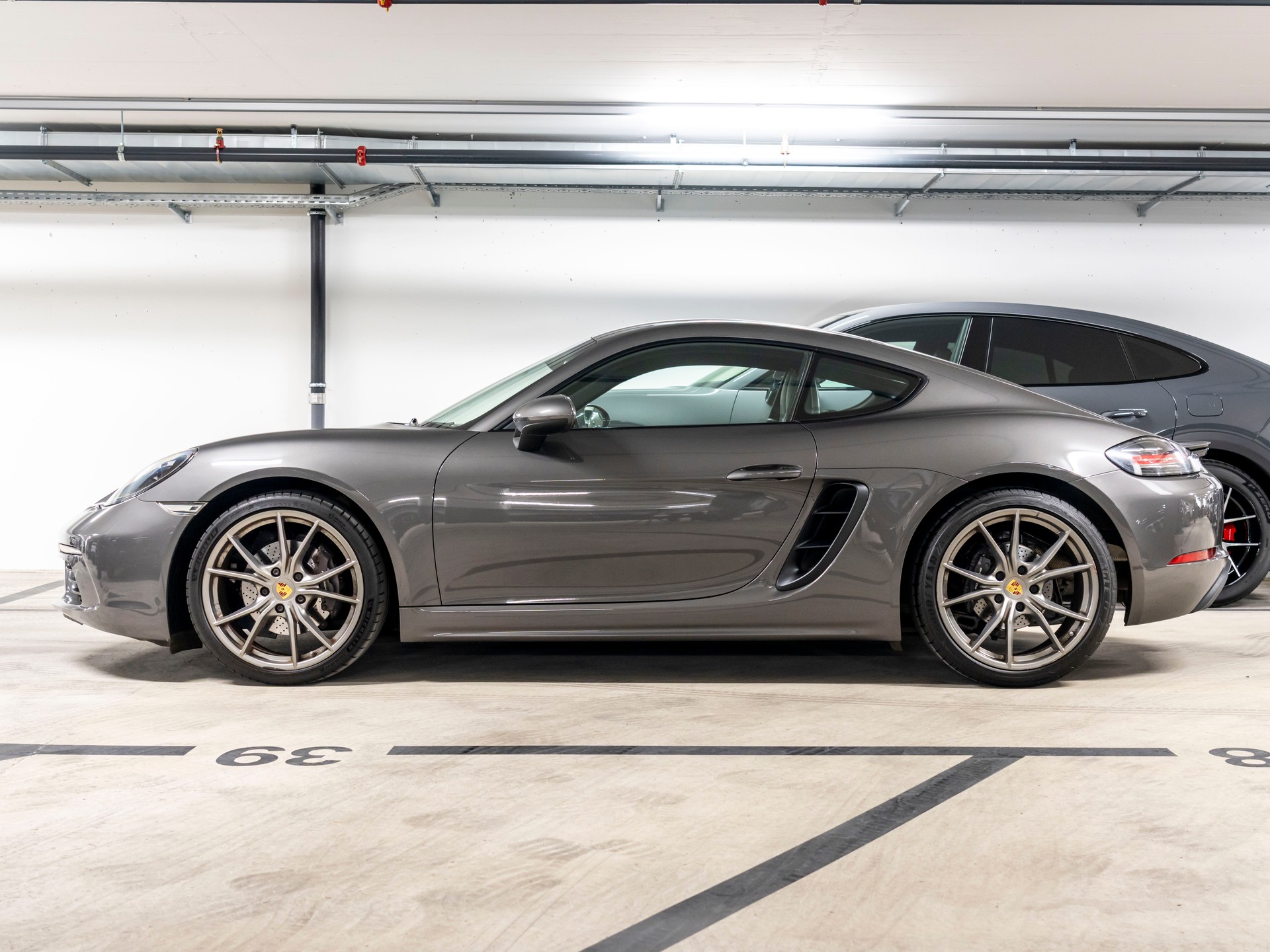 PORSCHE 718 Cayman 2.0 PDK-image-1