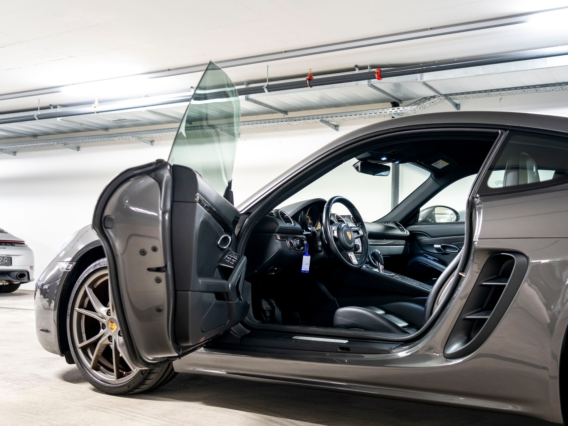 PORSCHE 718 Cayman 2.0 PDK-image-11