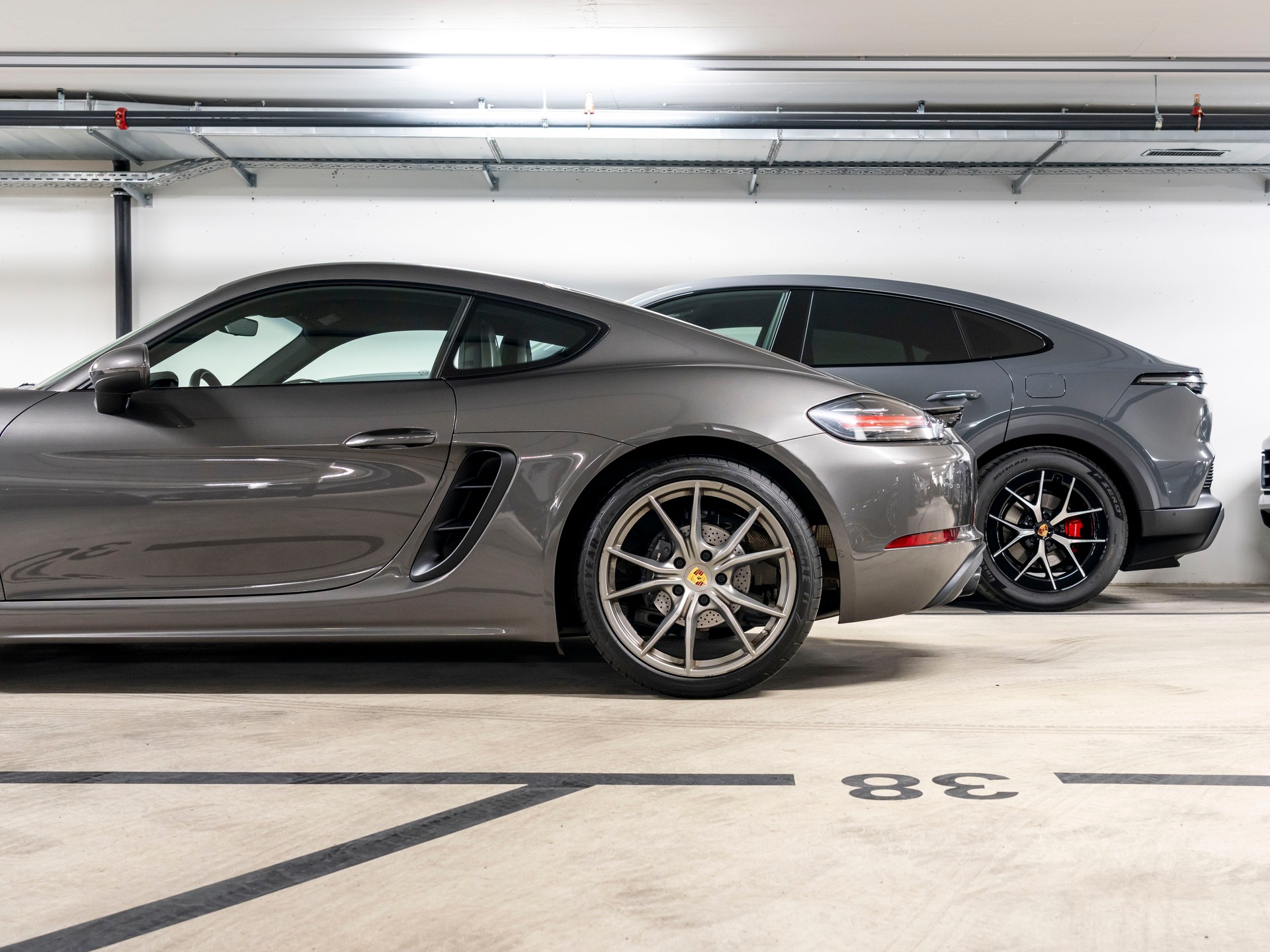 PORSCHE 718 Cayman 2.0 PDK-image-6