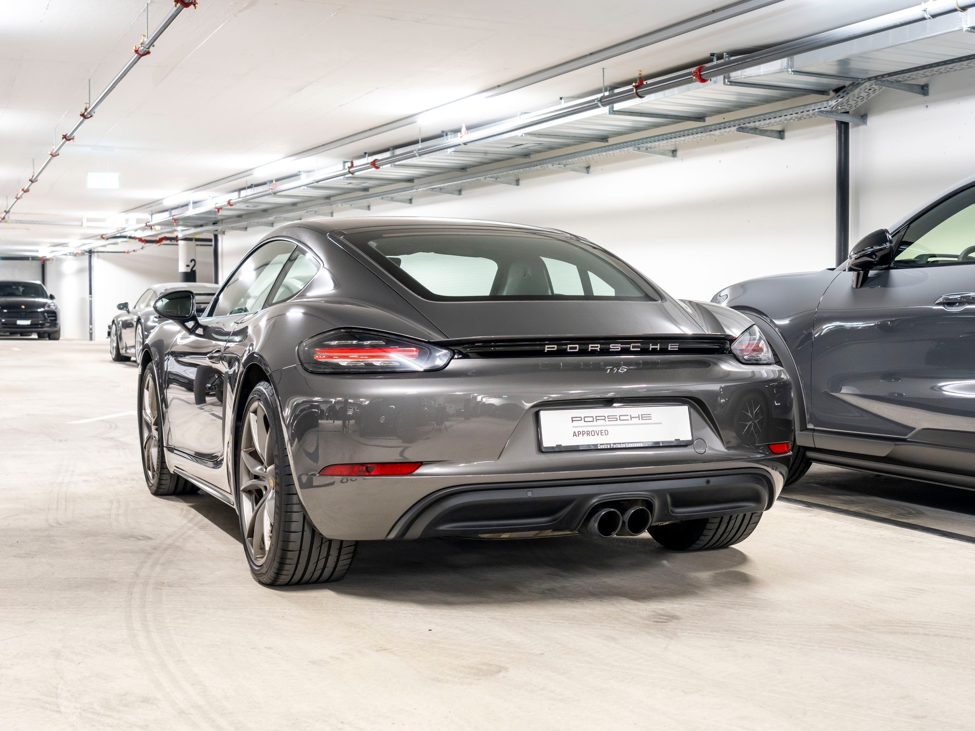 PORSCHE 718 Cayman 2.0 PDK-image-2