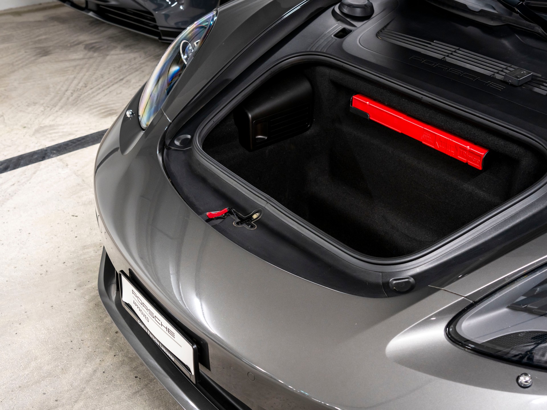 PORSCHE 718 Cayman 2.0 PDK-image-9