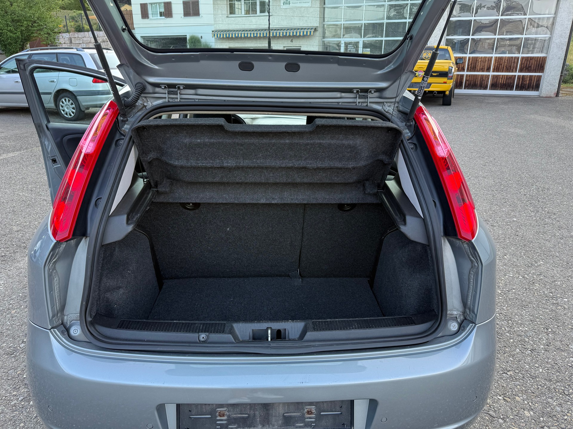 FIAT Punto 1.3 JTD Dynamic-image-10