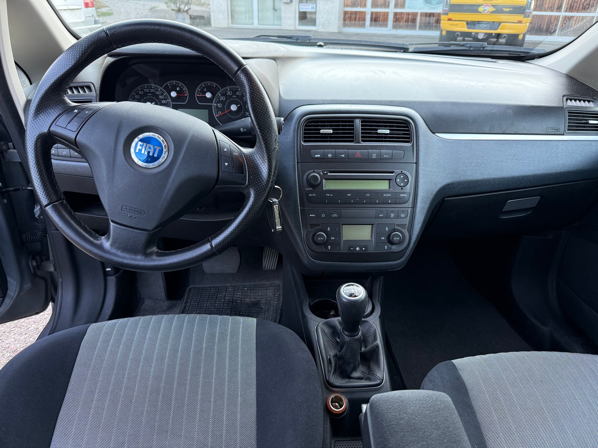 FIAT Punto 1.3 JTD Dynamic-image-9