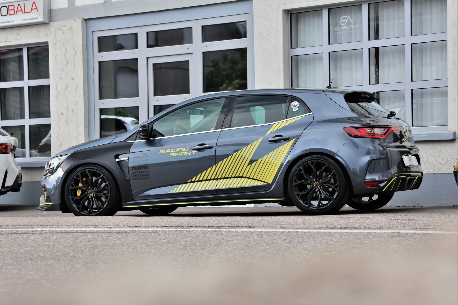 RENAULT Mégane RS 280 EDC (CH)-showroom-element-3