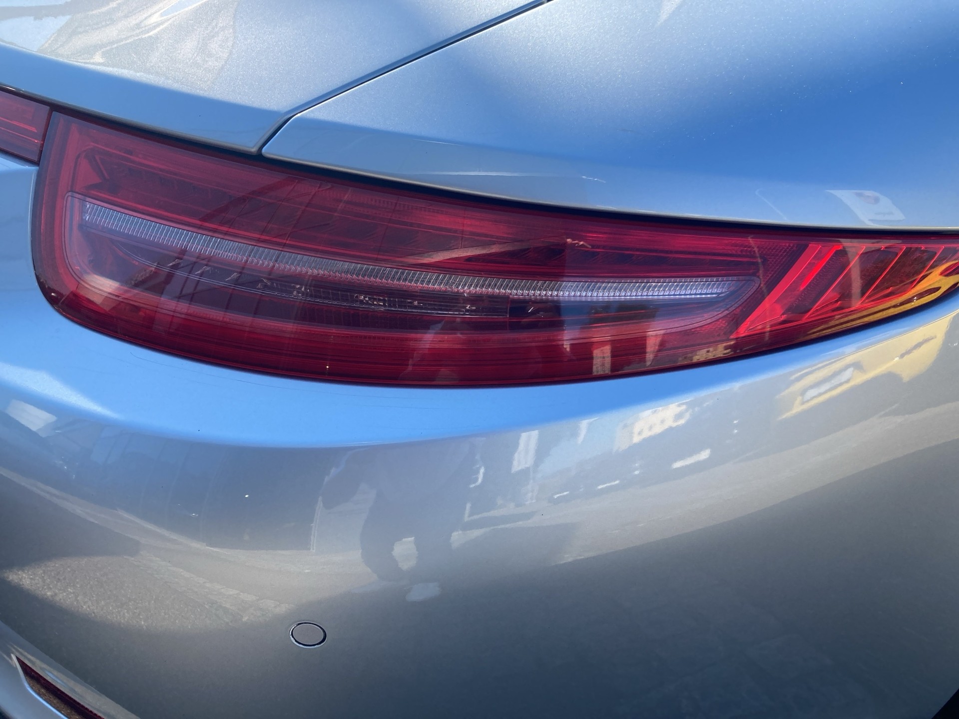 PORSCHE 911 Carrera 4S-image-26