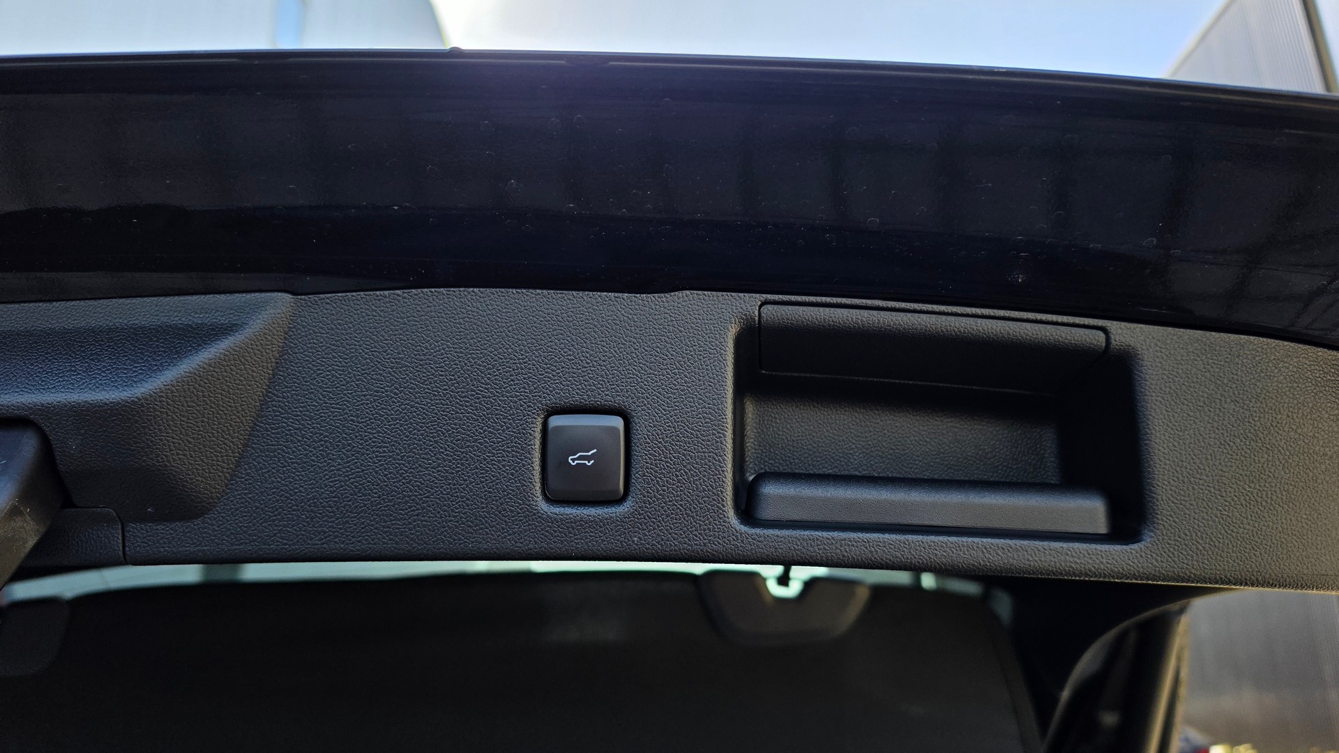 FORD Kuga 2.5 Hybrid ST-Line X 4x4-image-29