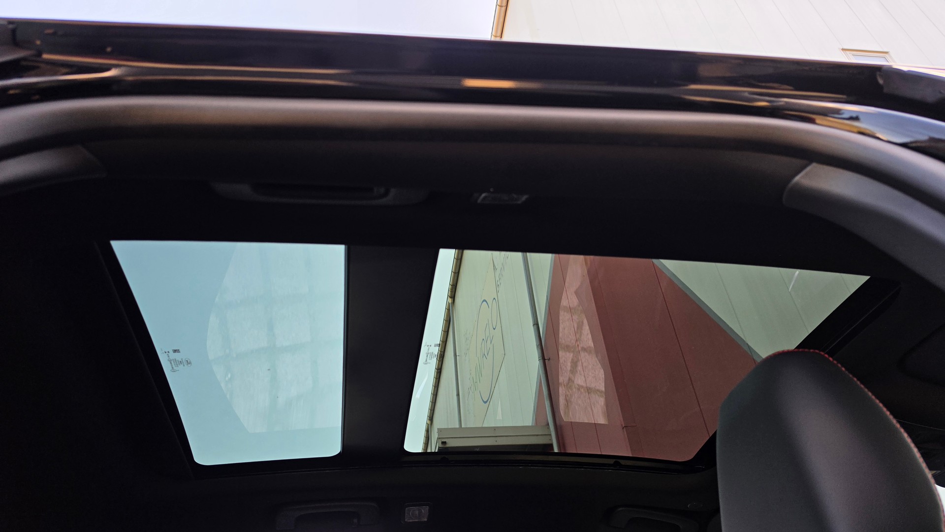FORD Kuga 2.5 Hybrid ST-Line X 4x4-image-9