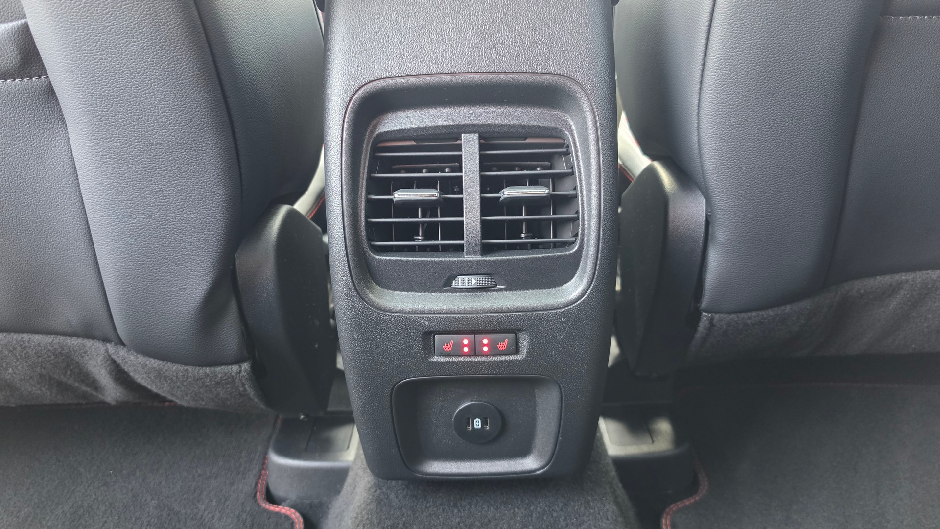 FORD Kuga 2.5 Hybrid ST-Line X 4x4-image-15