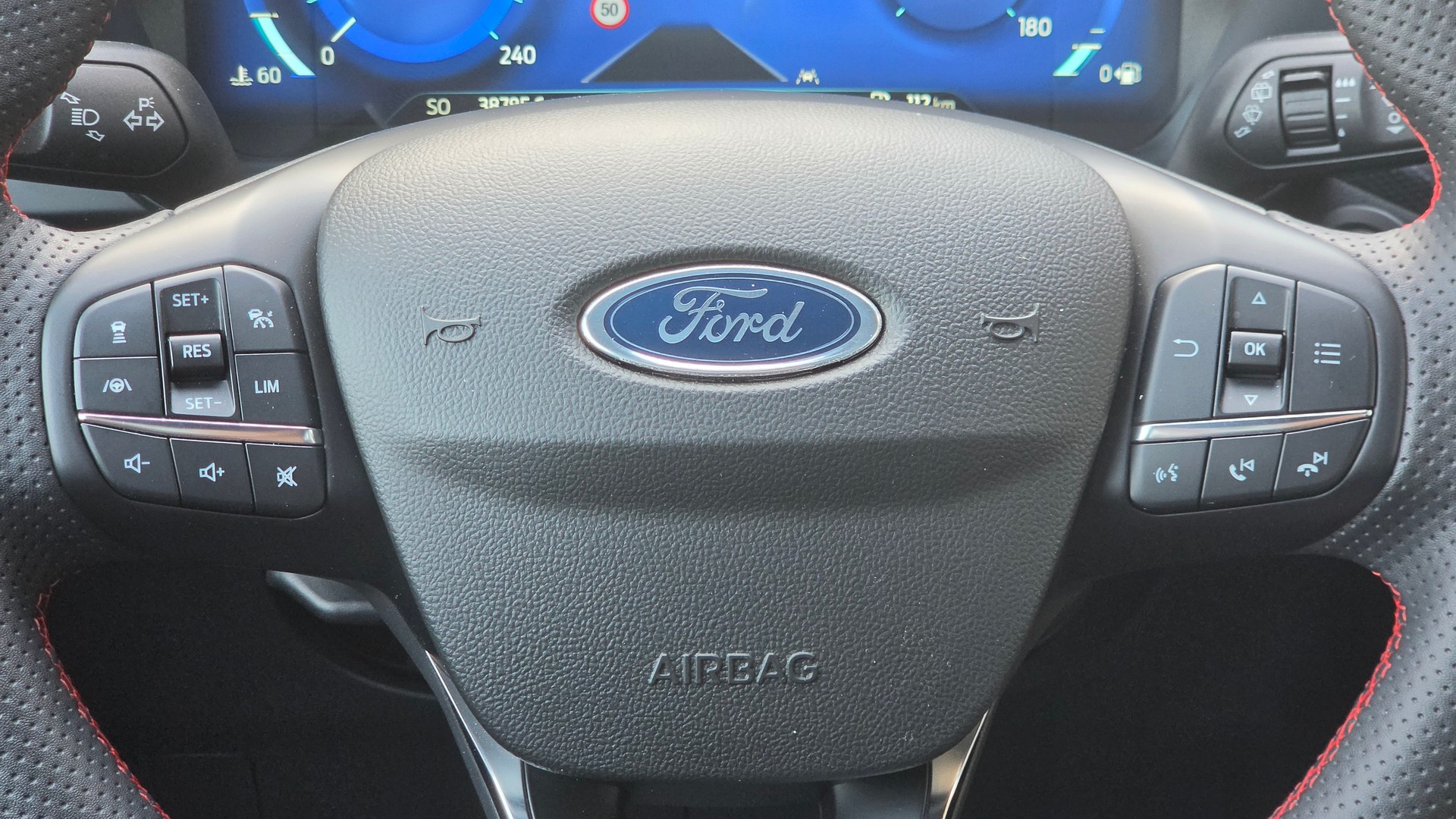 FORD Kuga 2.5 Hybrid ST-Line X 4x4-image-18