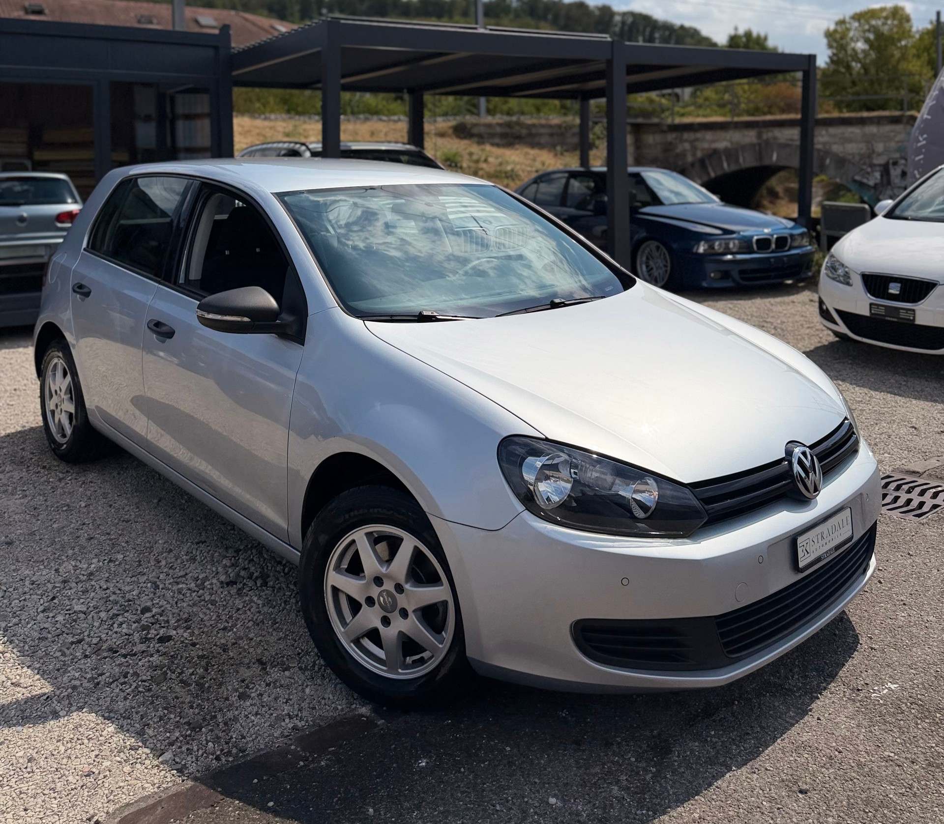 VW Golf 1.4 Trendline **Frisch ab MFK** **Frisch ab Service **-image-1