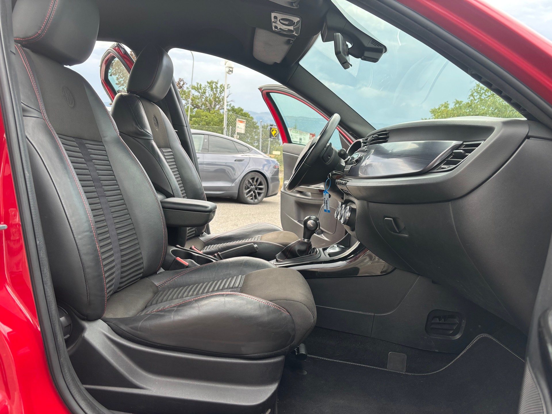 ALFA ROMEO Giulietta 1.4 MultiAir Distinctive TCT-image-12