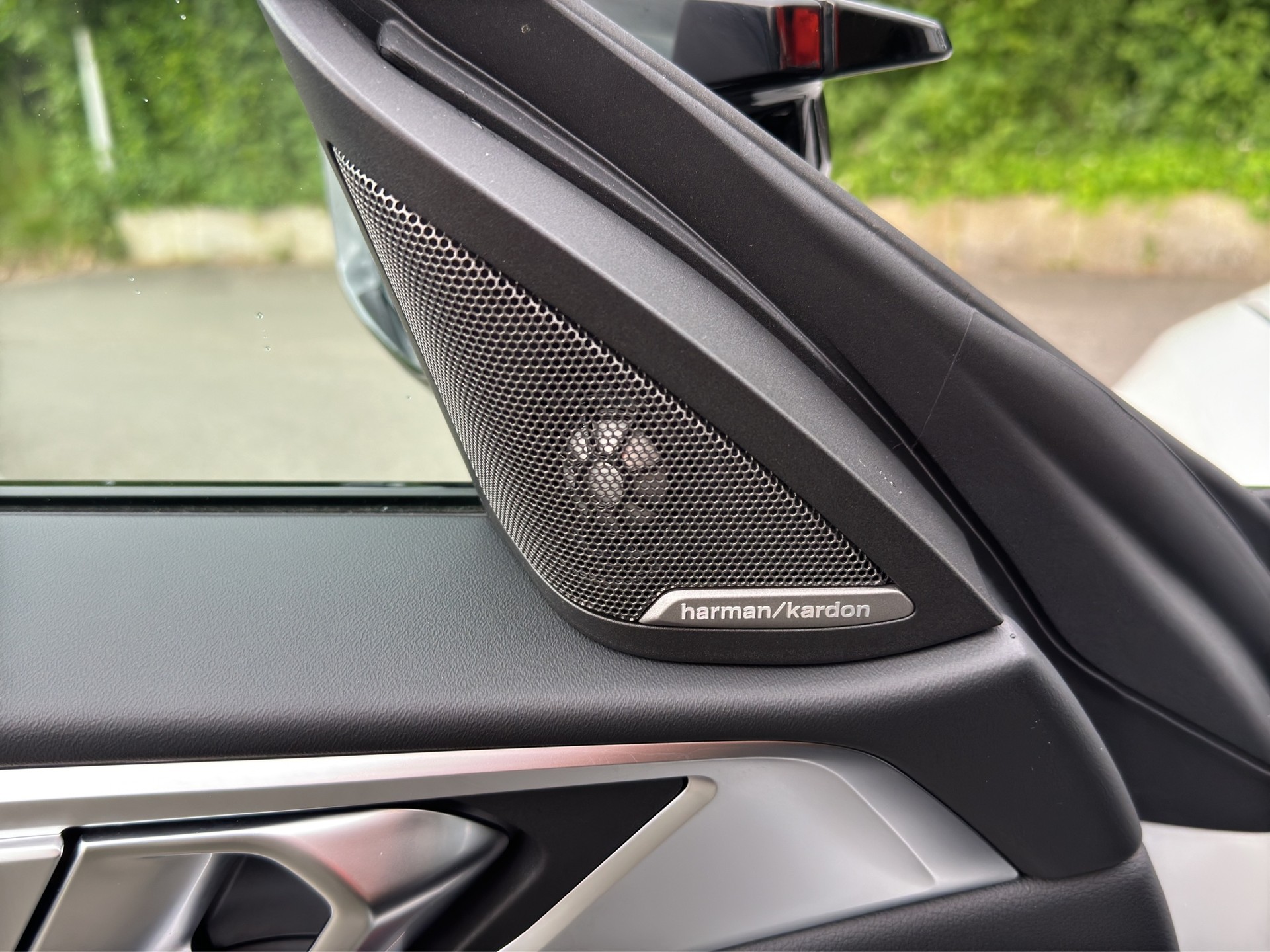 BMW i4 M50 M Sport Pro (CH)-image-21