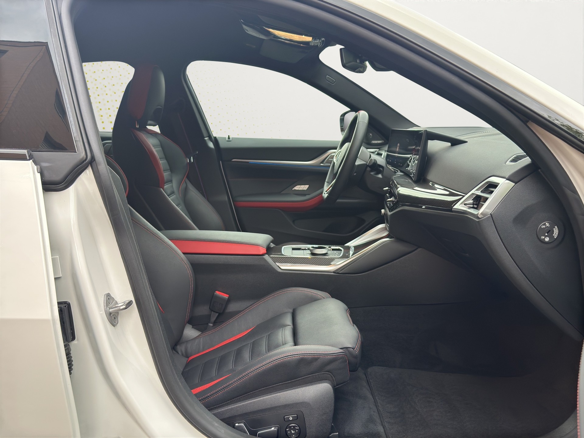 BMW i4 M50 M Sport Pro (CH)-image-12