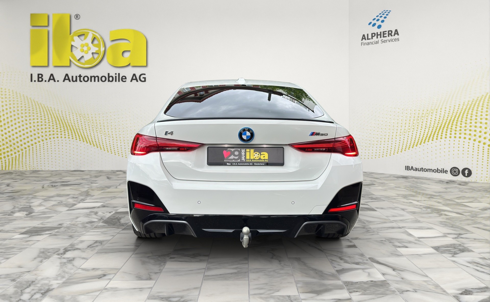 BMW i4 M50 M Sport Pro (CH)-showroom-element-3