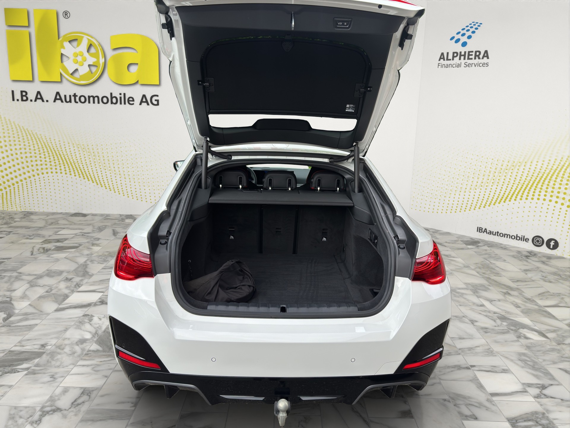 BMW i4 M50 M Sport Pro (CH)-image-8