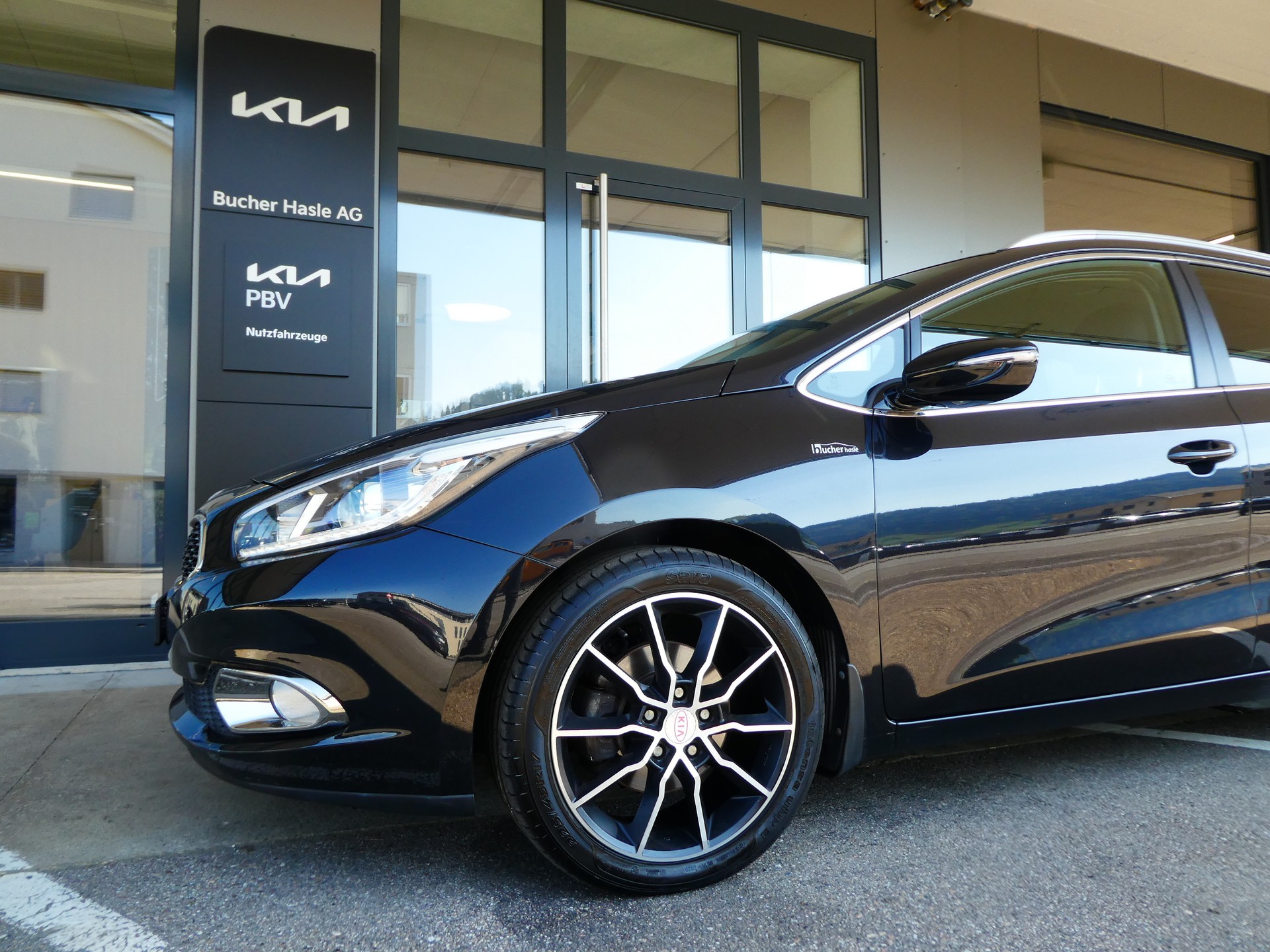 KIA Cee'd Sportswagon 1.6 CRDi Trend-image-3