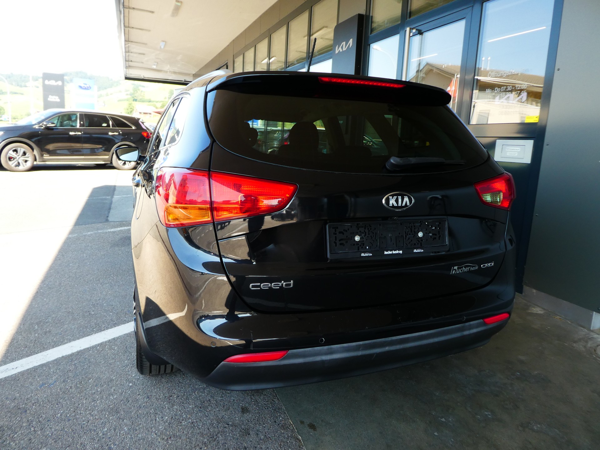 KIA Cee'd Sportswagon 1.6 CRDi Trend-image-7