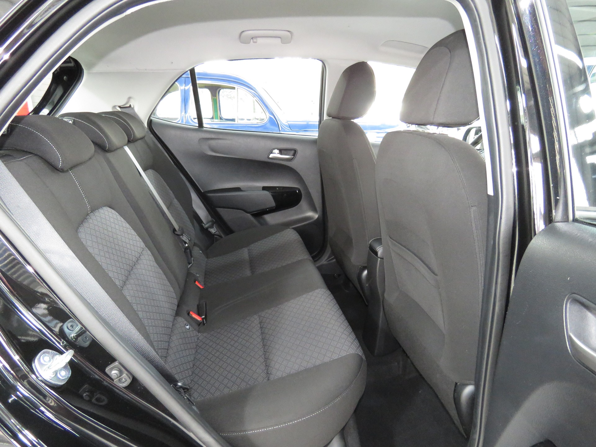 KIA Picanto 1.0 CVVT First Edition Automat-image-12