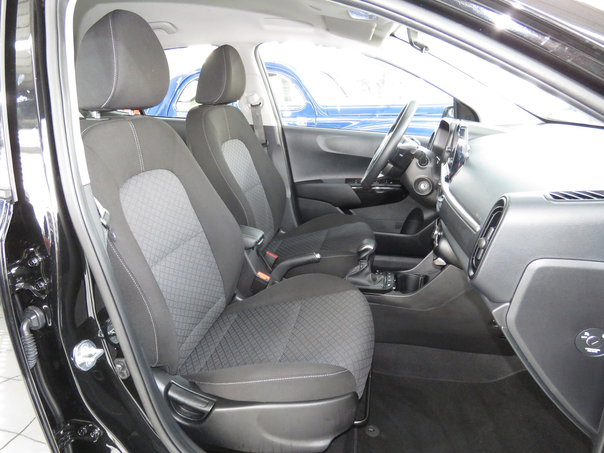 KIA Picanto 1.0 CVVT First Edition Automat-image-11