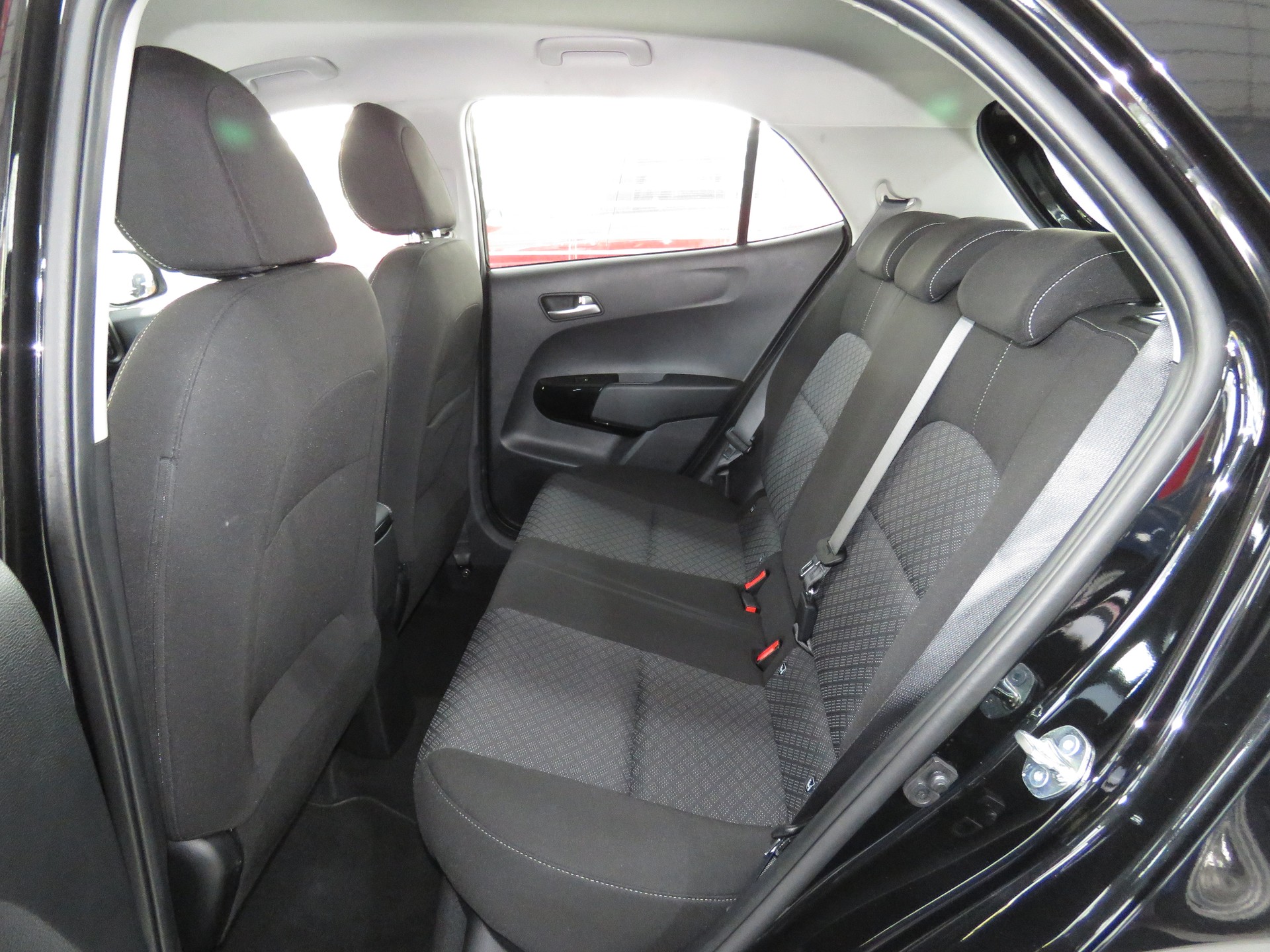 KIA Picanto 1.0 CVVT First Edition Automat-image-8