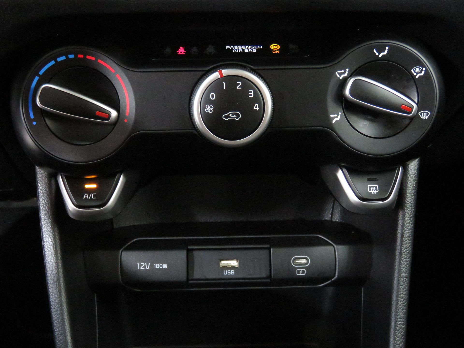 KIA Picanto 1.0 CVVT First Edition Automat-image-14