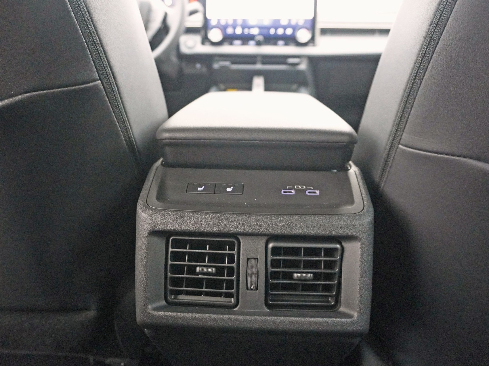 TOYOTA bZ4X Touring Premium AWD ** 360° Kamera **-image-18