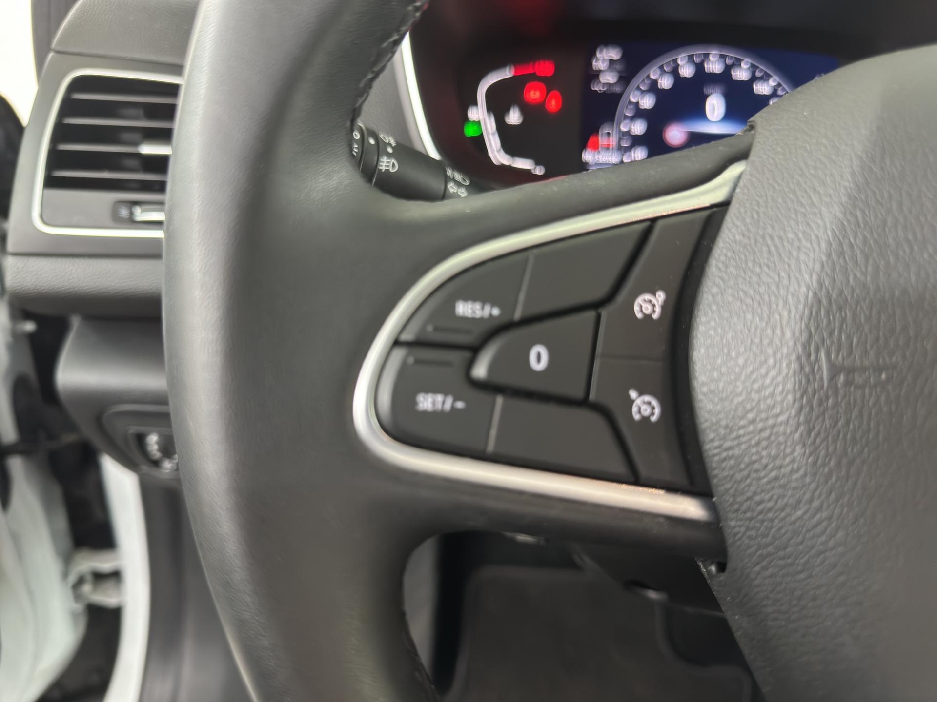 RENAULT Mégane Berline 1.3 16V Turbo Intens EDC-image-24