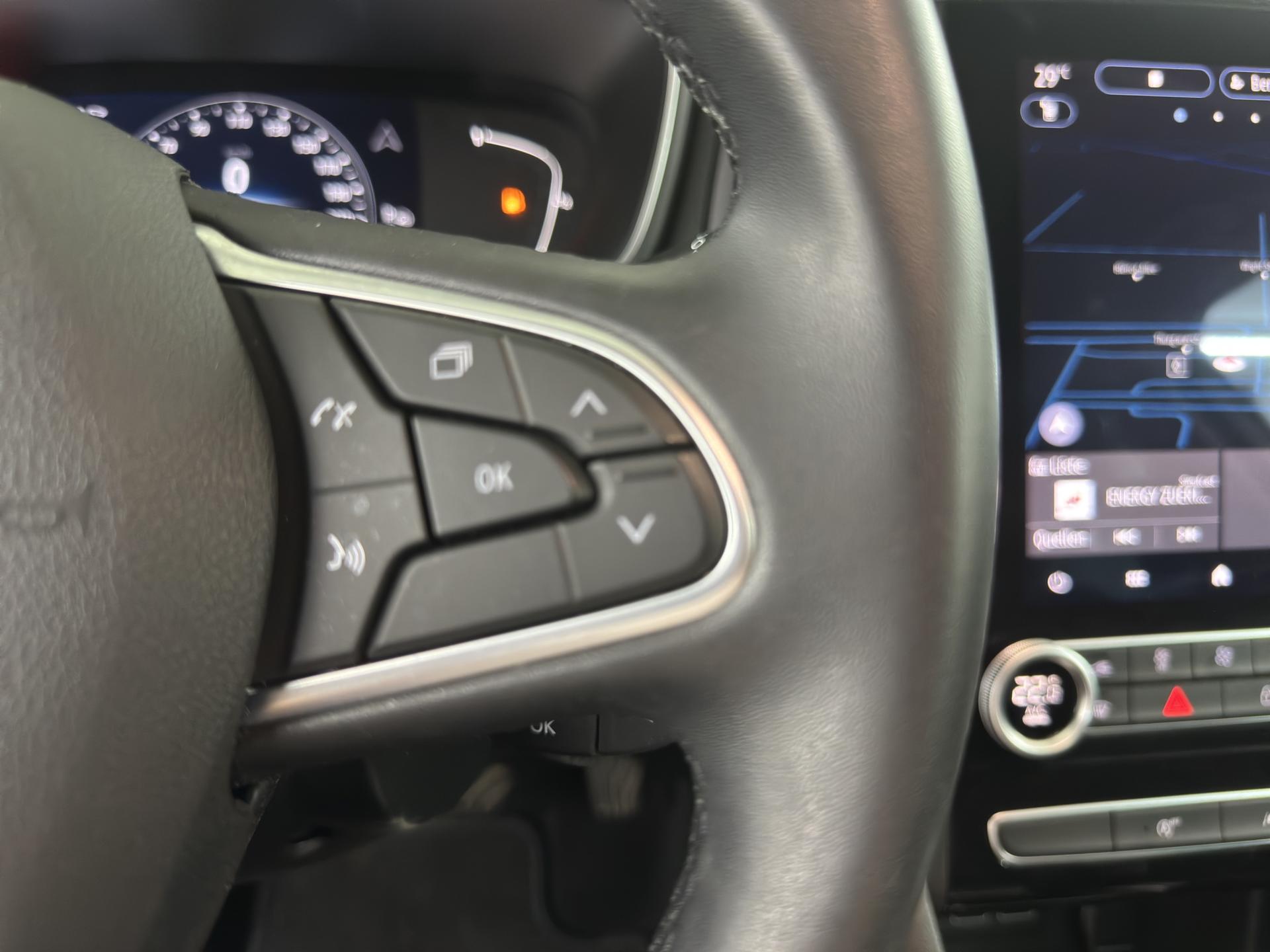 RENAULT Mégane Berline 1.3 16V Turbo Intens EDC-image-25