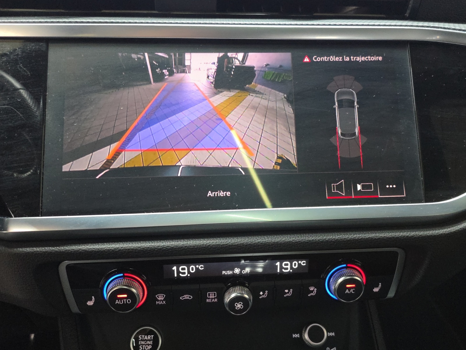 AUDI Q3 Sportback 35 TFSI S line Attraction S-tronic-image-10